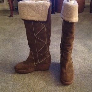 Michael Kors hunter green wedge boots