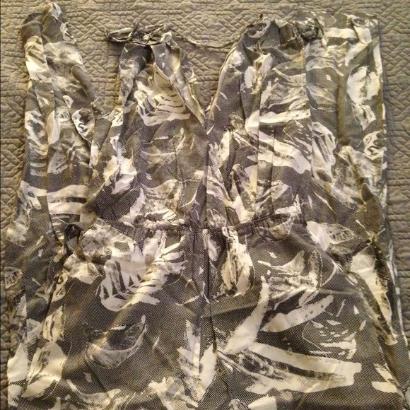 💝Armani Exchange printed jumpsuit💝 - Picture 3 of 4