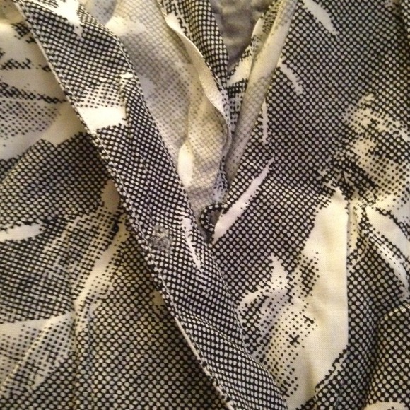 💝Armani Exchange printed jumpsuit💝 - Picture 4 of 4