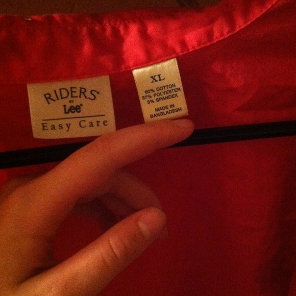 Button up - Picture 2 of 2