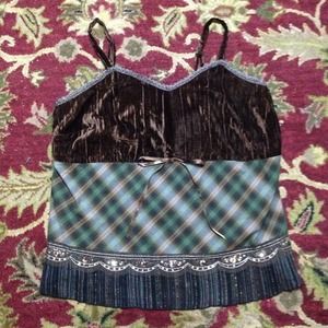 🚫BUNDLED🚫 Gorgeous embellished tank top