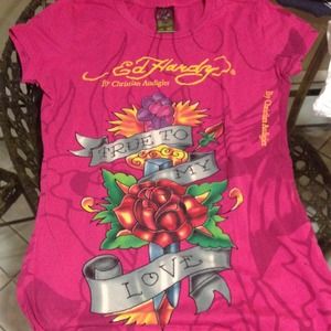 🚫Reserved🚫Ed Hardy Size small Tshirt
