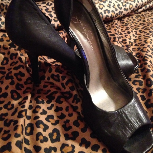 Jessica Simpson peep toe shoes.  Never worn.