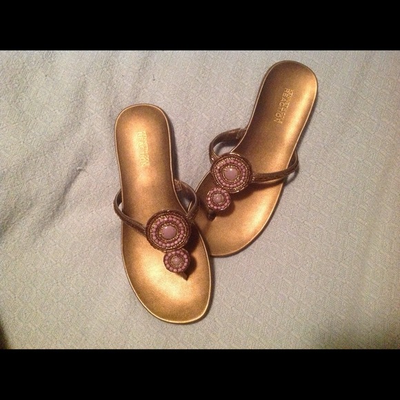 Kenneth Cole Reaction sandals