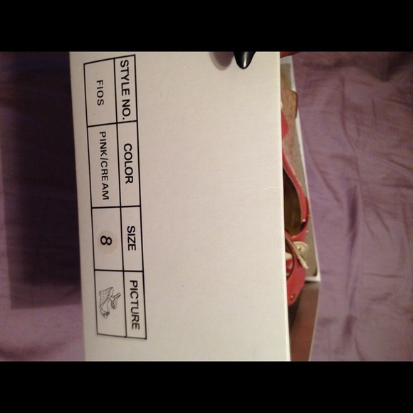 Wedge - Picture 3 of 4