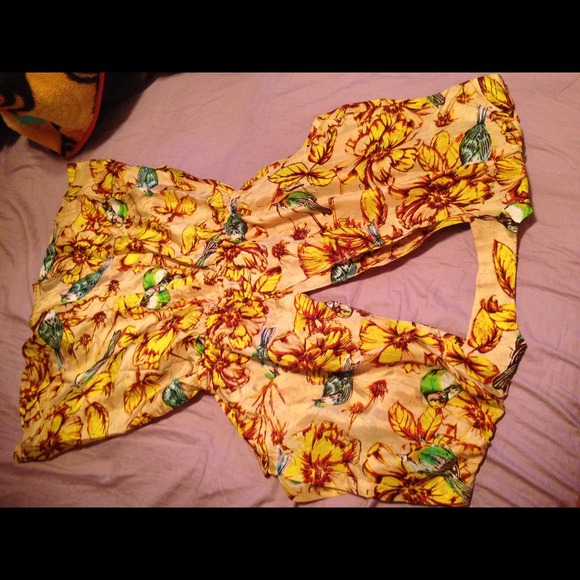 I♥️ SOLD♥️Romper - Picture 2 of 2