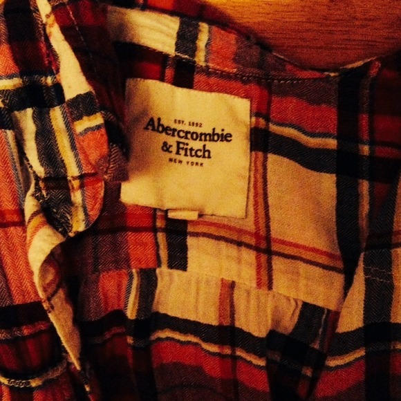 Plaid button up flannel shirt