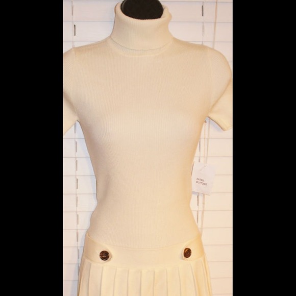 Victoria's Secret Pleated sweater dress Size XL