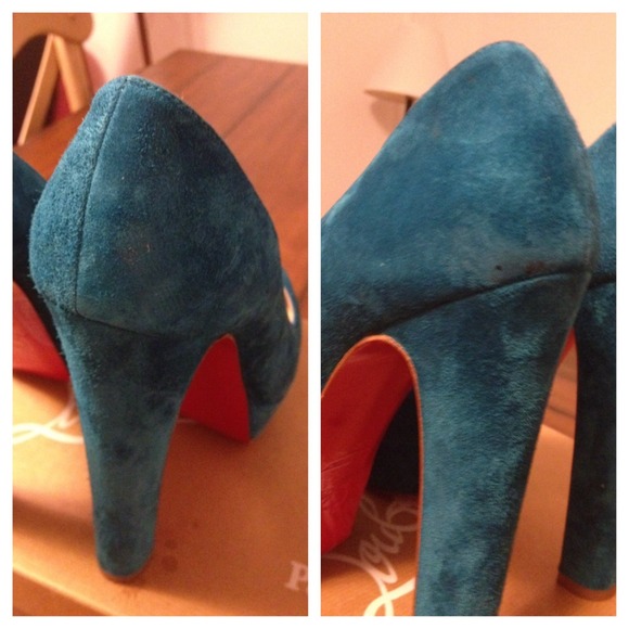 ❌SOLD❌Christian Louboutin Bibi Pumps - Picture 3 of 4