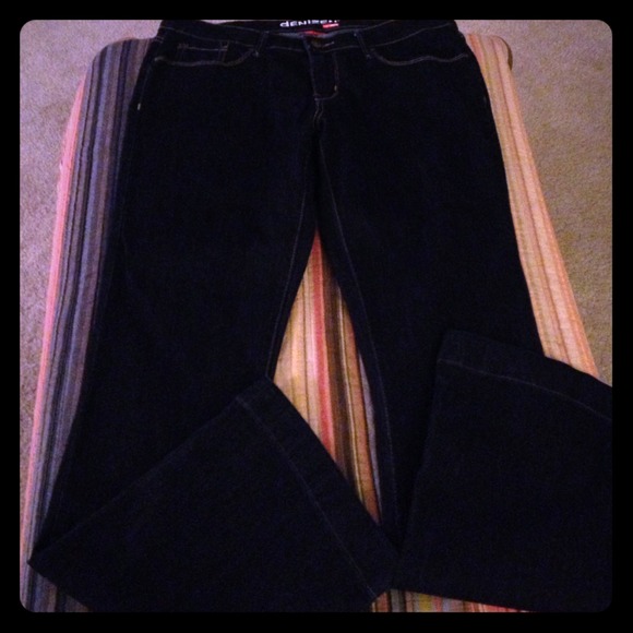 RESERVED!! Levi's Denizen size 12 boot cut jeans