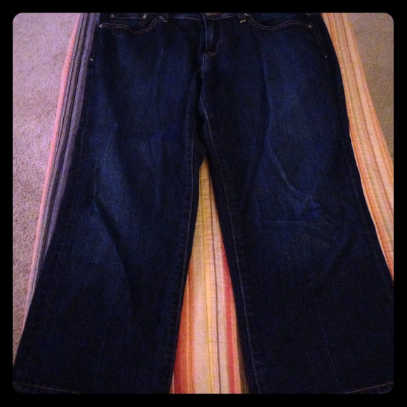 RESERVED!! Lucky Brand, classic rider capri