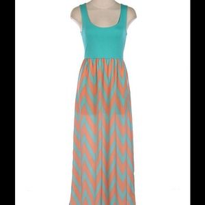 NEW Chevron Maxi...size Large