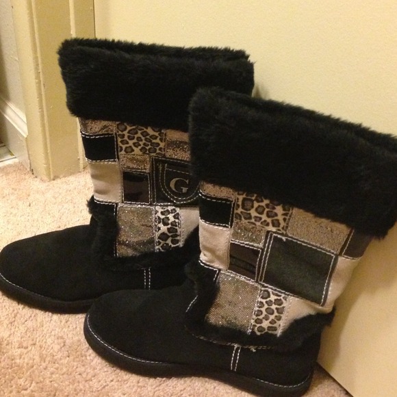 Fur boots
