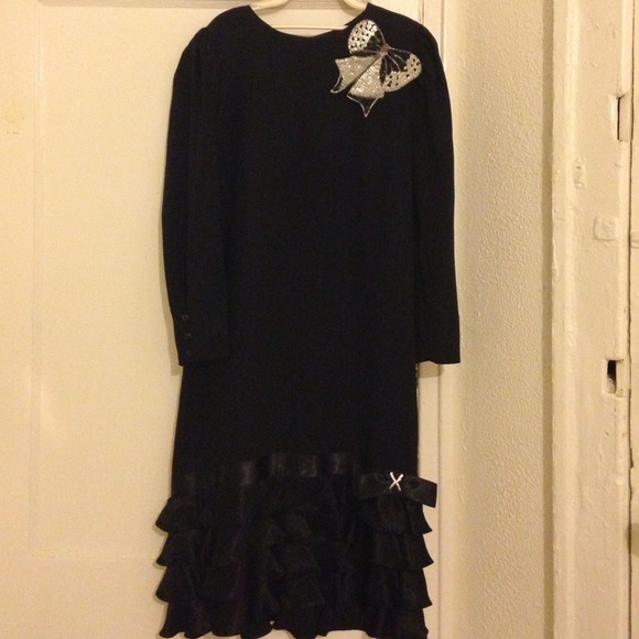 SOLD black party dress size 12 HOST PICK - Picture 1 of 3