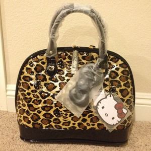 HOLD!! Loungefly Hello Kitty Purse