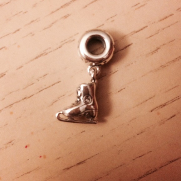 Authentic pandora ice skate charm