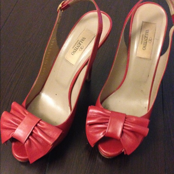 Bundle: Valentino slingback + Prada flip flops.