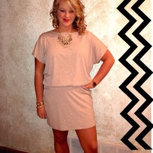 🚫Sold in bundle🚫 Gold Glitter Drop Waist Dress