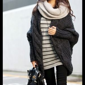 🍂🍃Fall Essential! Reduced!!🍂🍃