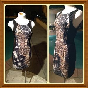 🎉🎉SOLD🎉🎉NICE LITLE DRESS