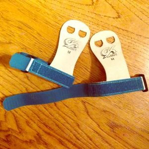 Gymnastics basic palm grip.