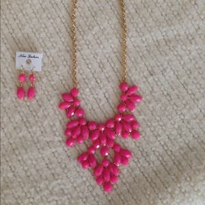 Necklace and earrings set