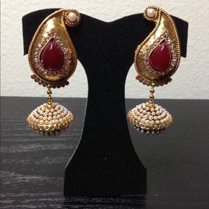 Antique gold earrings (indian)