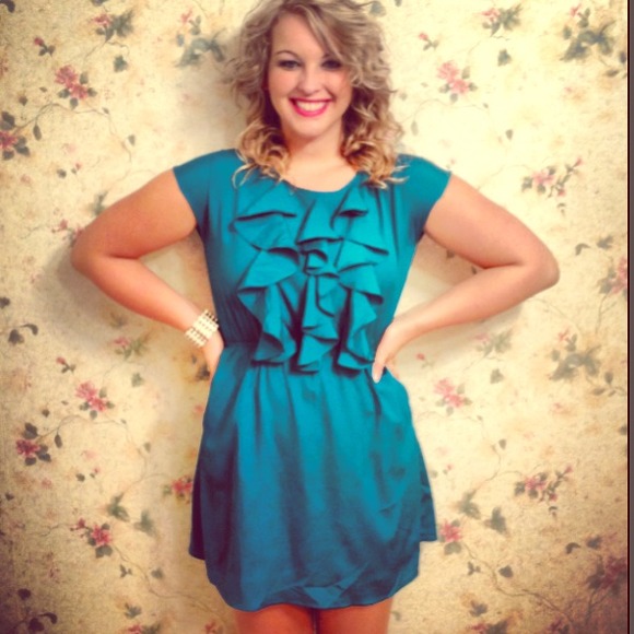 🚫Sold in bundle🚫Teal Ruffled Dress - Picture 1 of 2