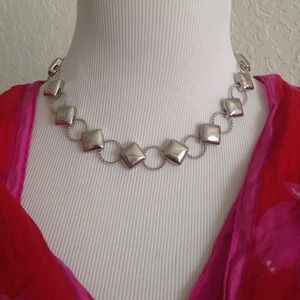 Adjustable choker silver necklace