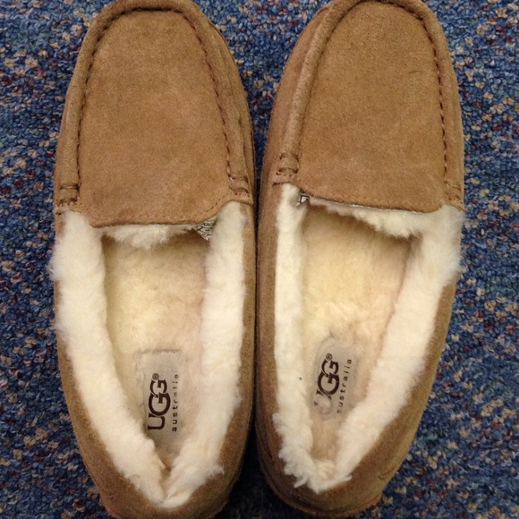 Authentic uggs
