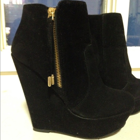 Black-Rouge shoes size 6 1/2 - Picture 2 of 4