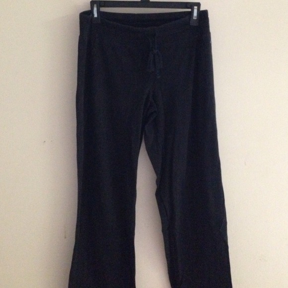Loose leg yoga pants
