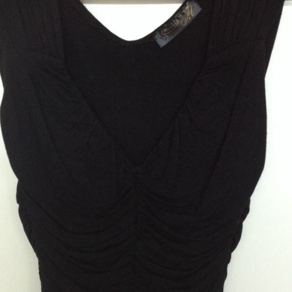 Black mandee dress - Picture 2 of 3