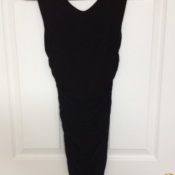 Black mandee dress - Picture 3 of 3