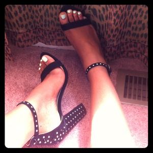 🚫RESERVED 🔥Zara Black Silver Studded Heel Sandal