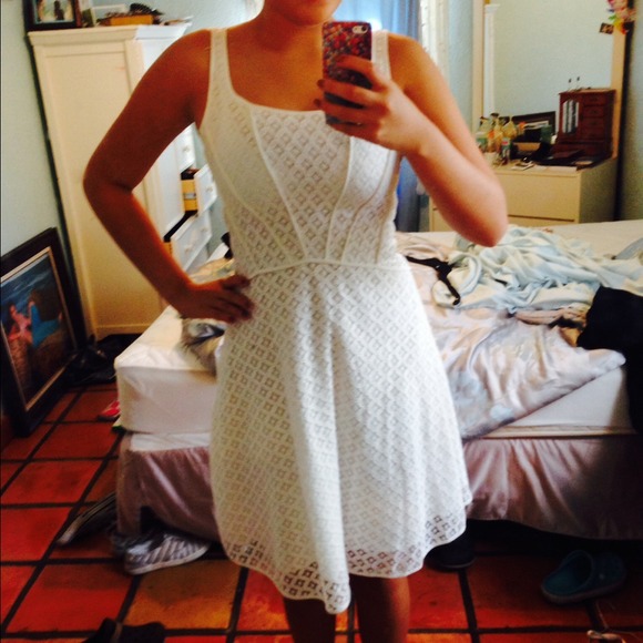 A white lace dress