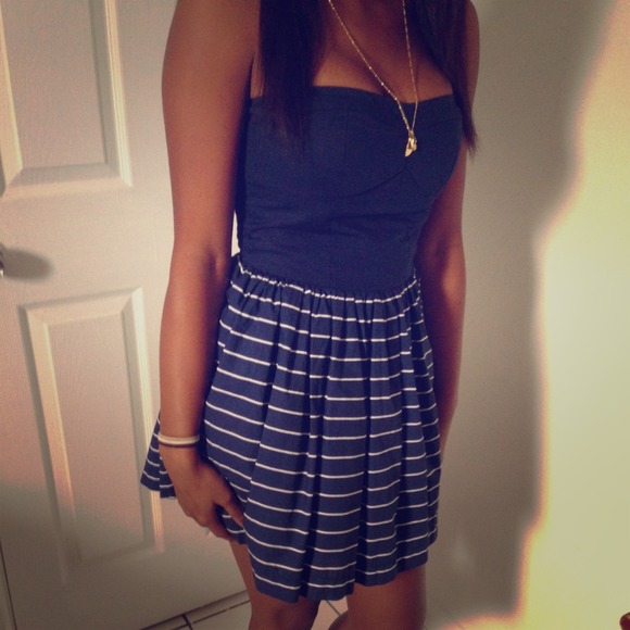 Gilly Hicks Dresses & Skirts - Navy blue sundress with white stripes