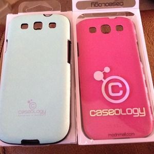 2 Samsung Galaxy S3 phone cases