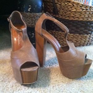Jessica Simpson Shoes