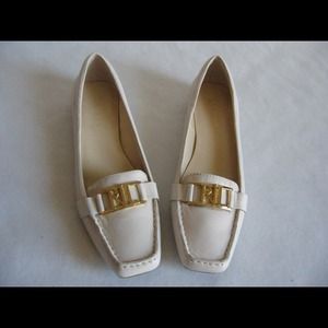 SOLD!  Ralph Lauren Ivory Leather logo loafers SZ