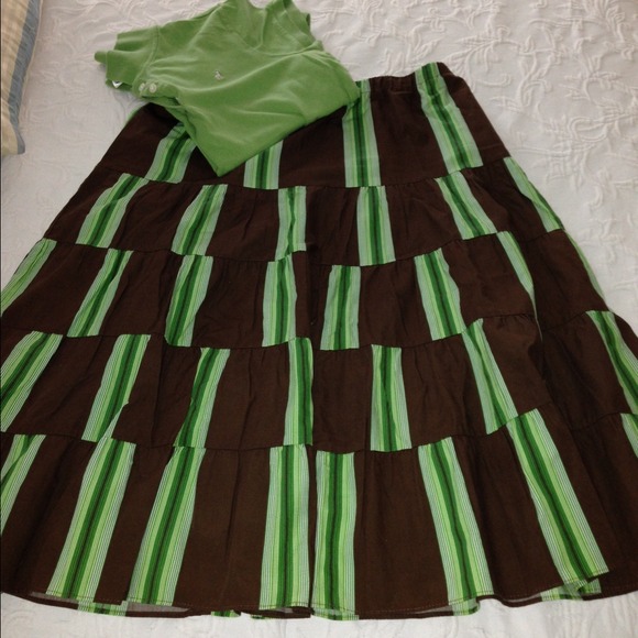 Cotton tiered midi skirt. Flat elastic waist