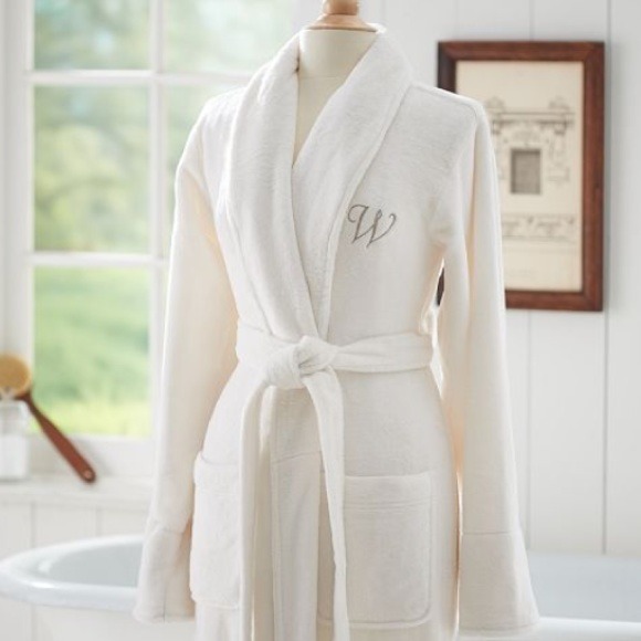NWT POTTERY BARN ROBE