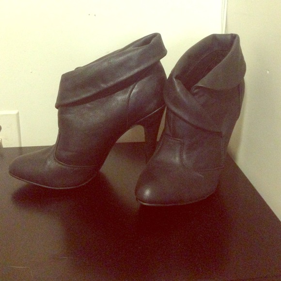 Black Booties