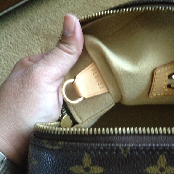 LV cite Gm authentic - Picture 3 of 5