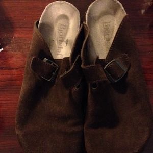 Brown Birkenstock Style Clogs