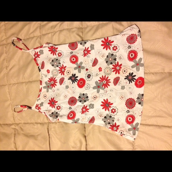 💢SOLD!💢 Free with purchase! floral tank top