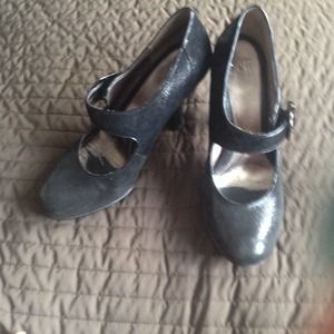 Sofft black snakeskin - semi sheen heel