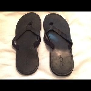Black American eagle slip flops
