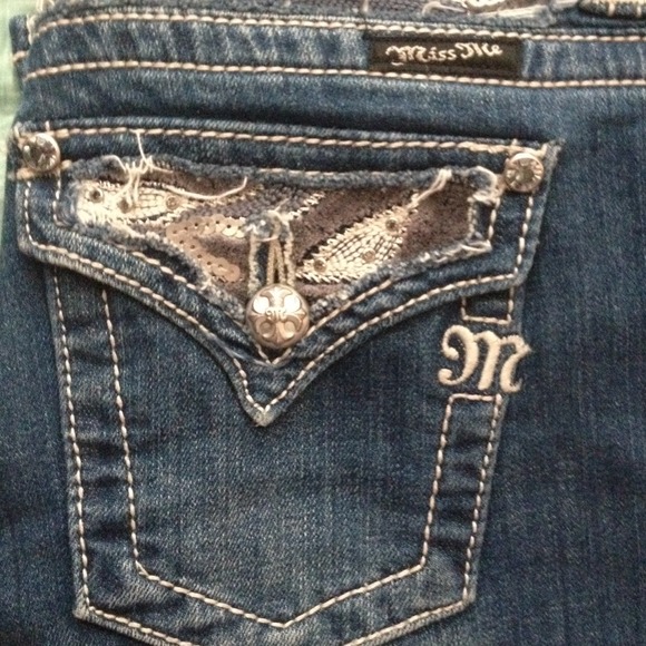 SALE TODAY🎉 Miss Me jeans size 25!!!