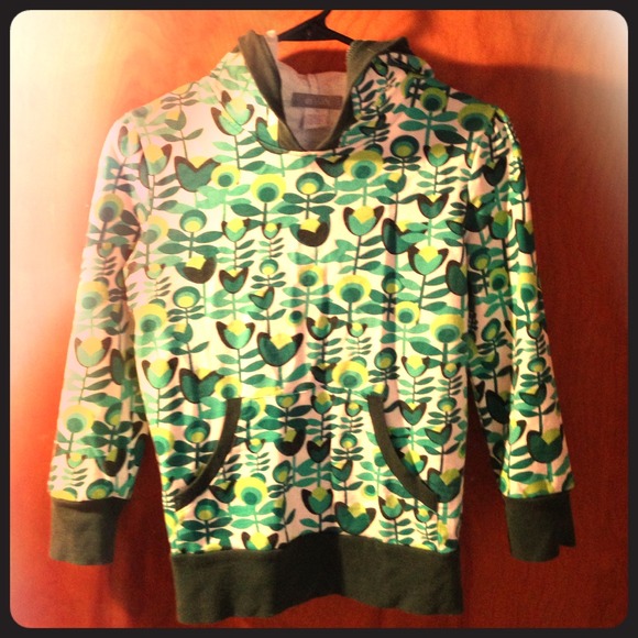 3/4 length sleeve hoodie